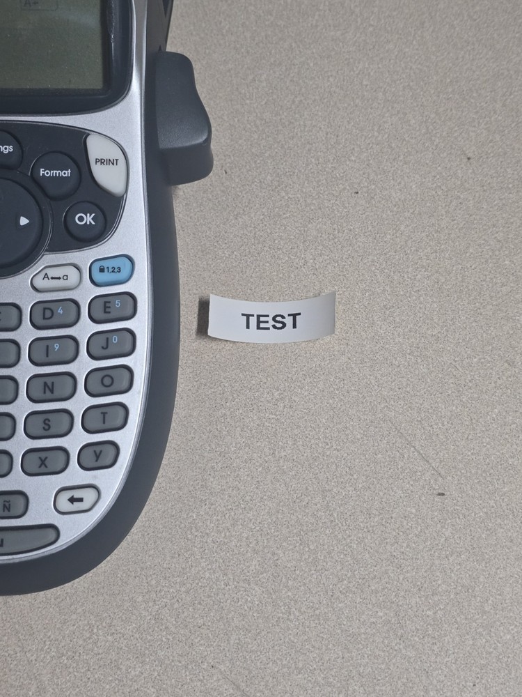 DYMO LetraTag 100H Plus Handheld Label Maker * TESTED AND WORKING!