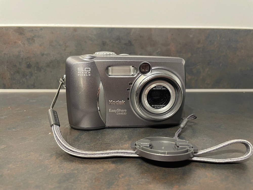 Kodak EasyShare DX4530 Digital Camera 5.0MP, Tested & Working