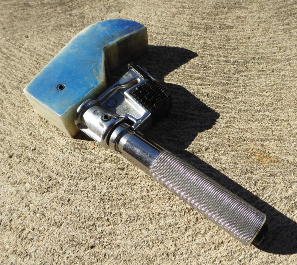 POWER TEAM 7402 Universal Outside Thread Chaser