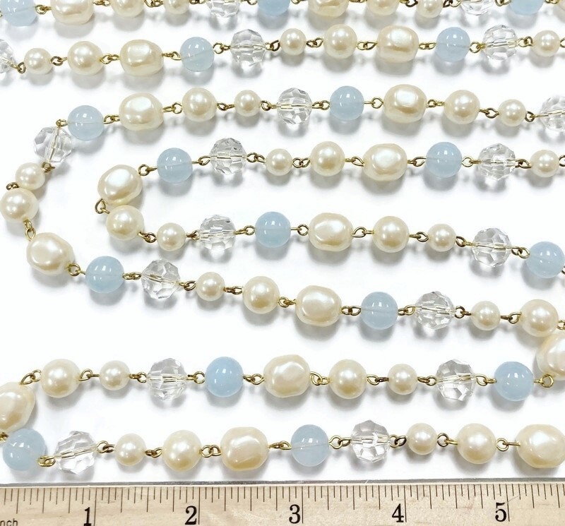 5 FEET VINTAGE JAPAN PEARL CRYSTAL ACRYLIC BABY BLUE BEADED BRASS LINK CHAIN L3