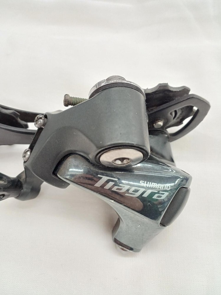 RD-4700 Rear Derailleur