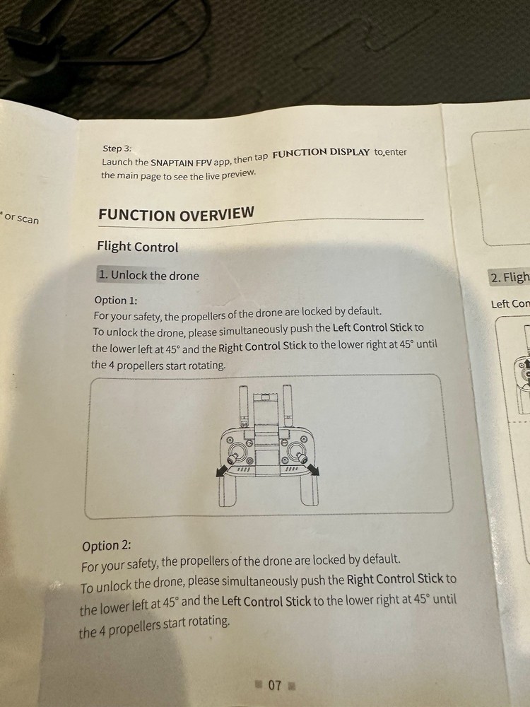 Snaptain E20 2.7K QHD Camera Foldable Drone Remote Controller USED THREE TIMES!!