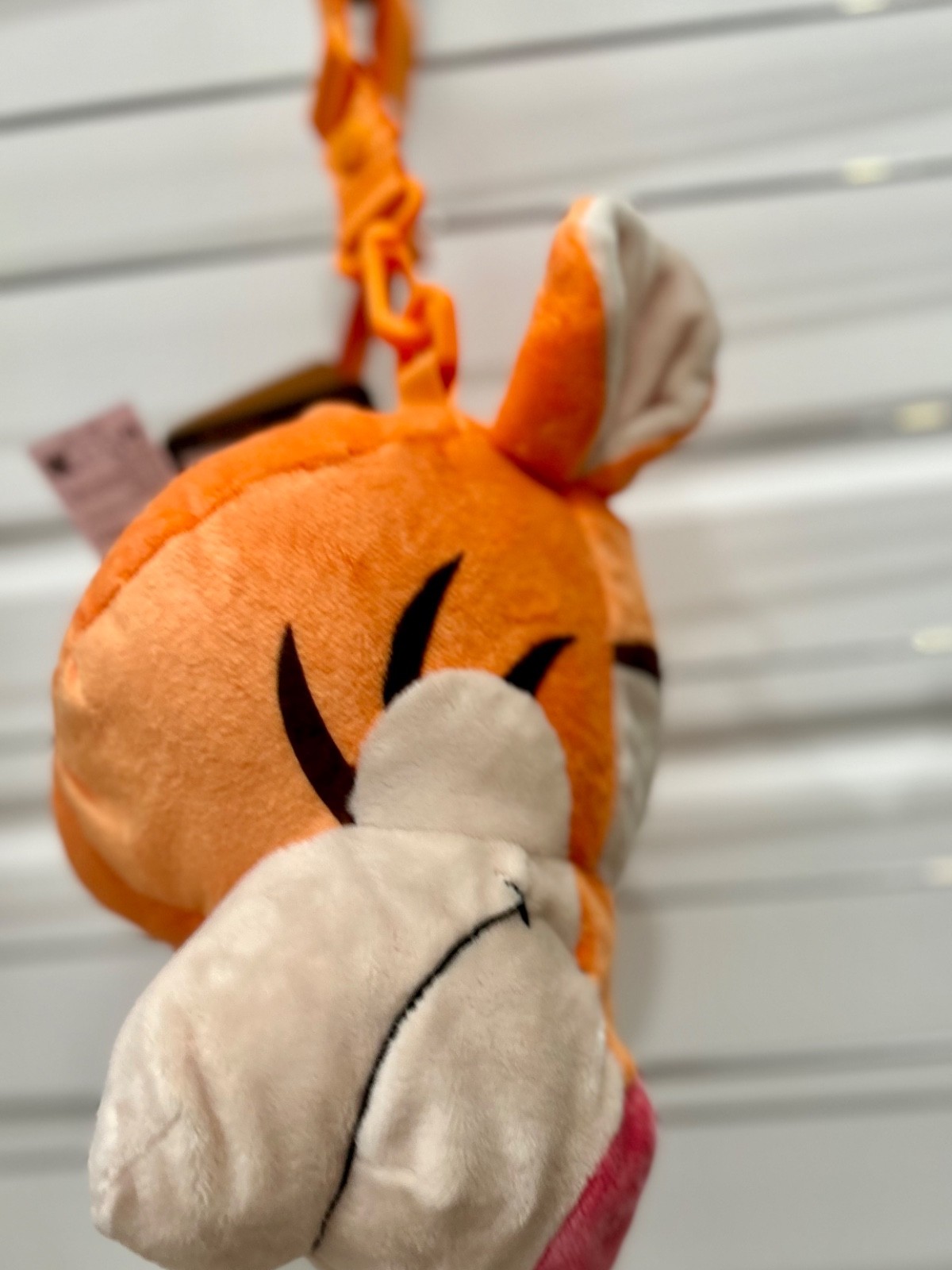 NEW Disney Parks Winnie the Pooh Zipper Purse Crossbody Tigger Head Plush Bag