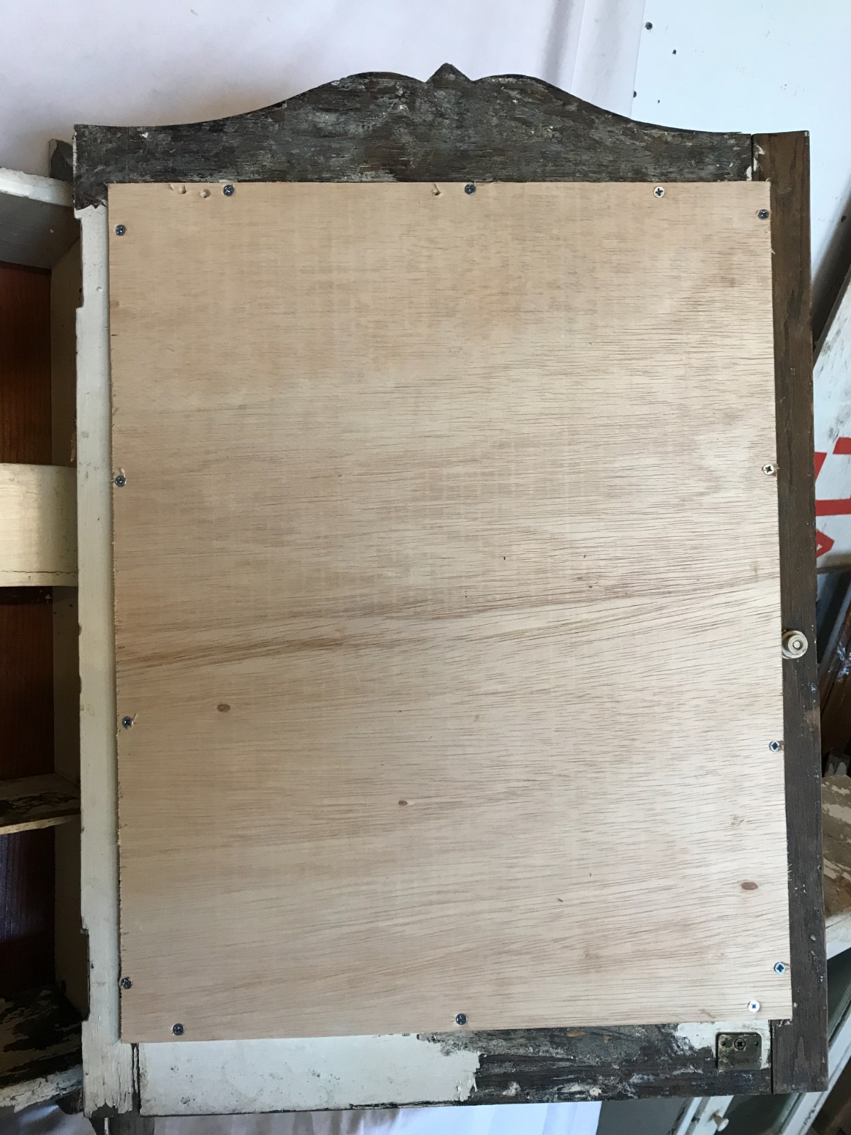 VTG Oak 19x28 Hardwood Wall Mount Medicine Cabinet with Towel Bar Old 474-26B