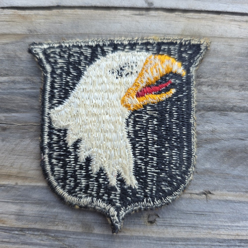 WWII WW2 US Army 101st Airborne Division Patch Screaming Eagle