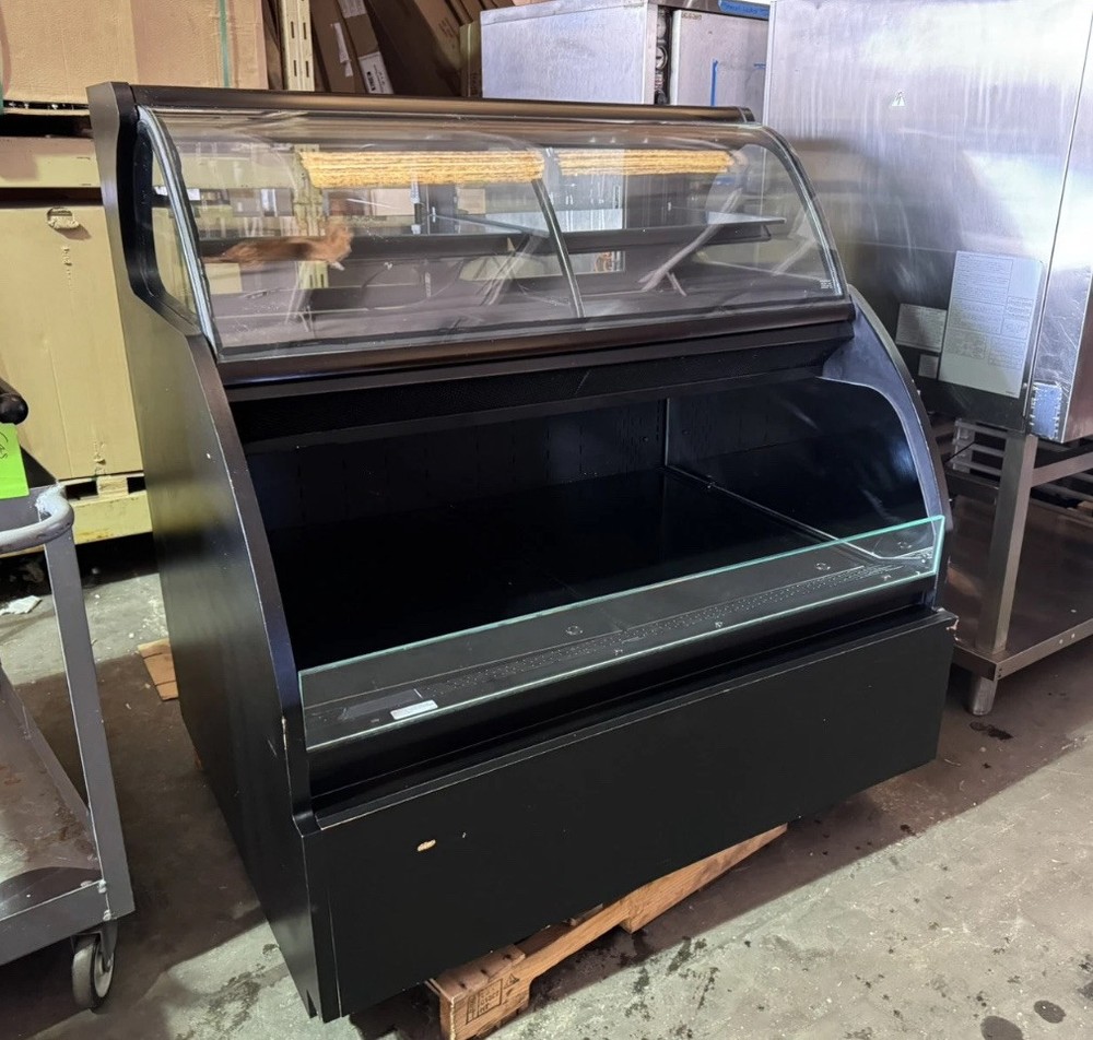 Structural Concepts Bakery Display Case, Refrigerated/Dry NICE WORKING SHAPE!
