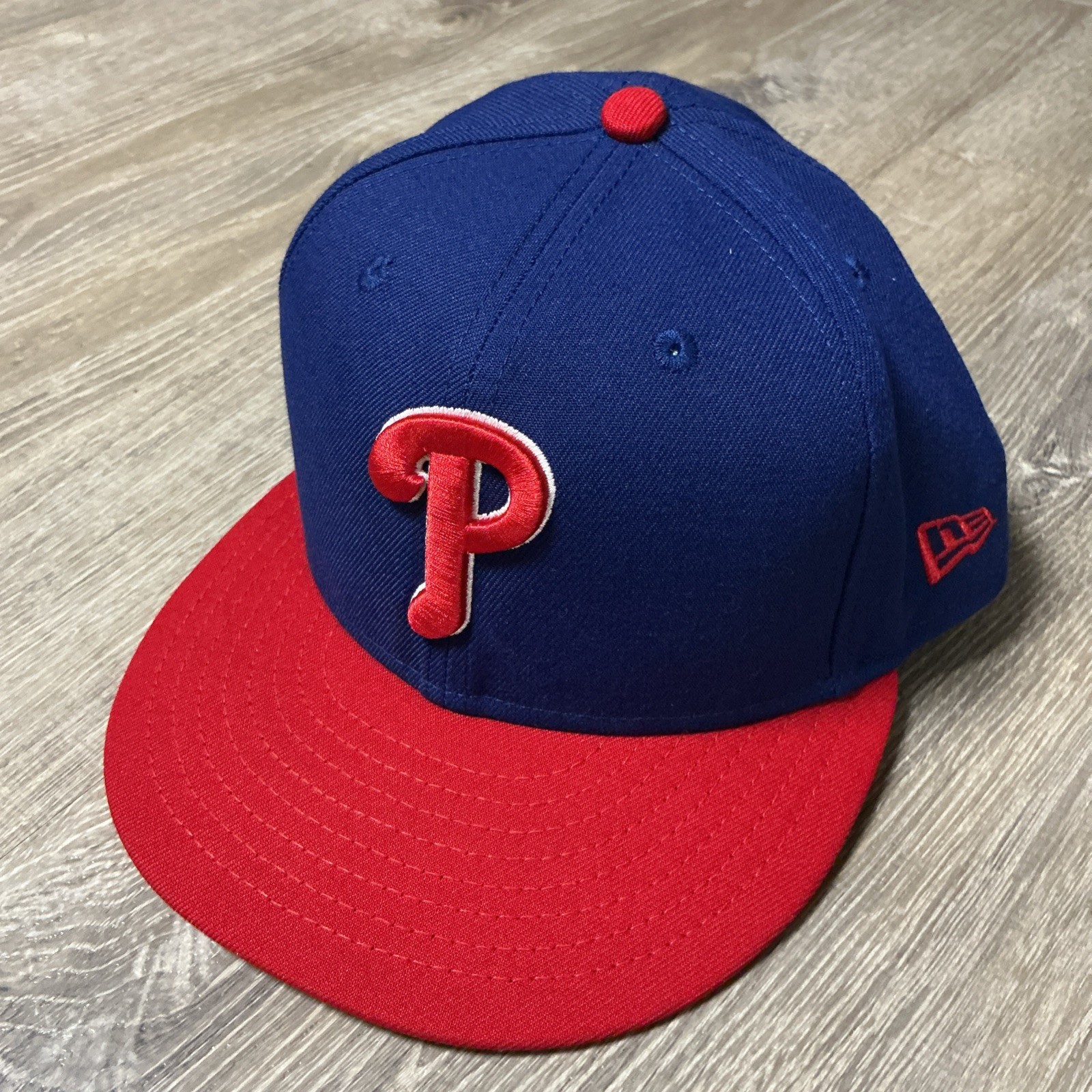 Michael Mercado 2025 Phillies Team / Game Issued Hat - MLB COA