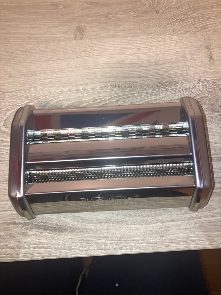 VEVOR Pasta Maker Machine, 9 Adjustable Thickness Settings Noodles 150 Stainless