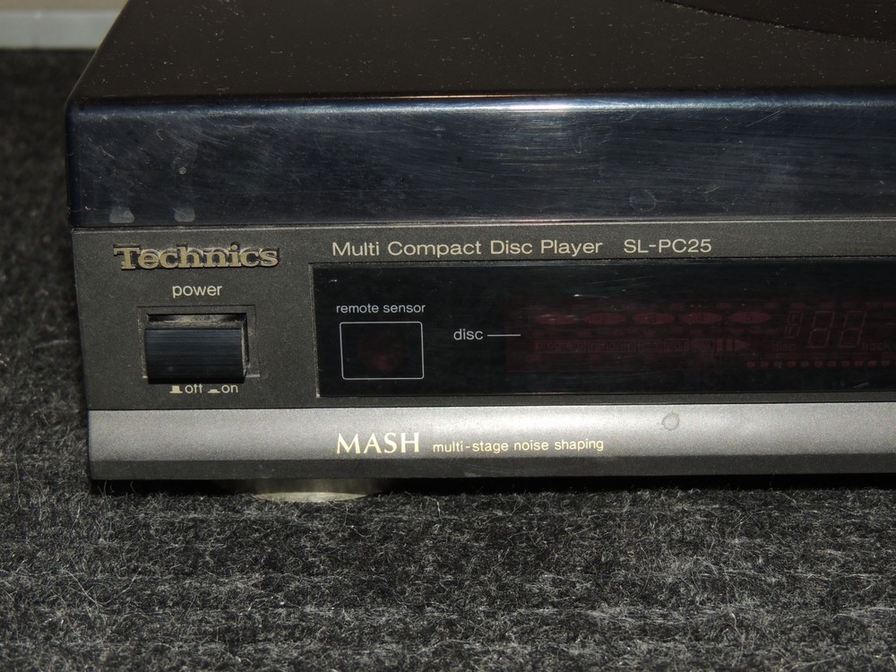 Technics SL-PC25 5 Disc CD Changer Player w/ Remote NO Cord