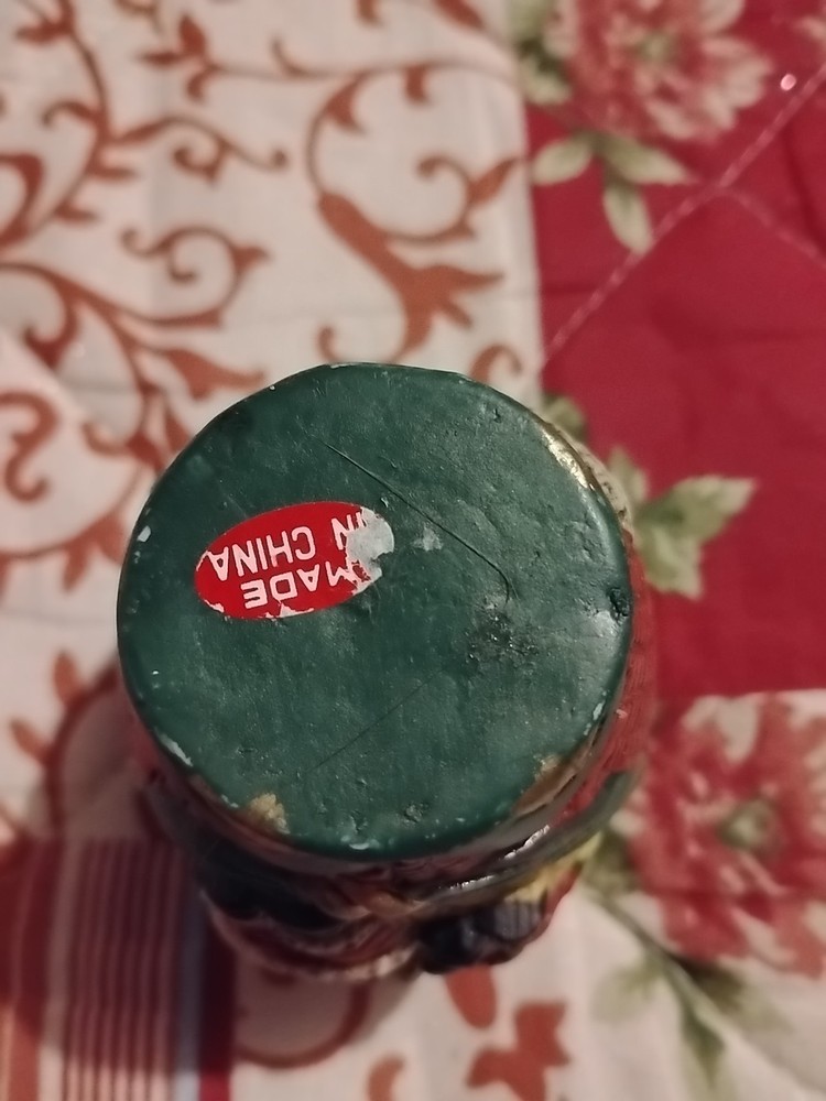 Santa Vase