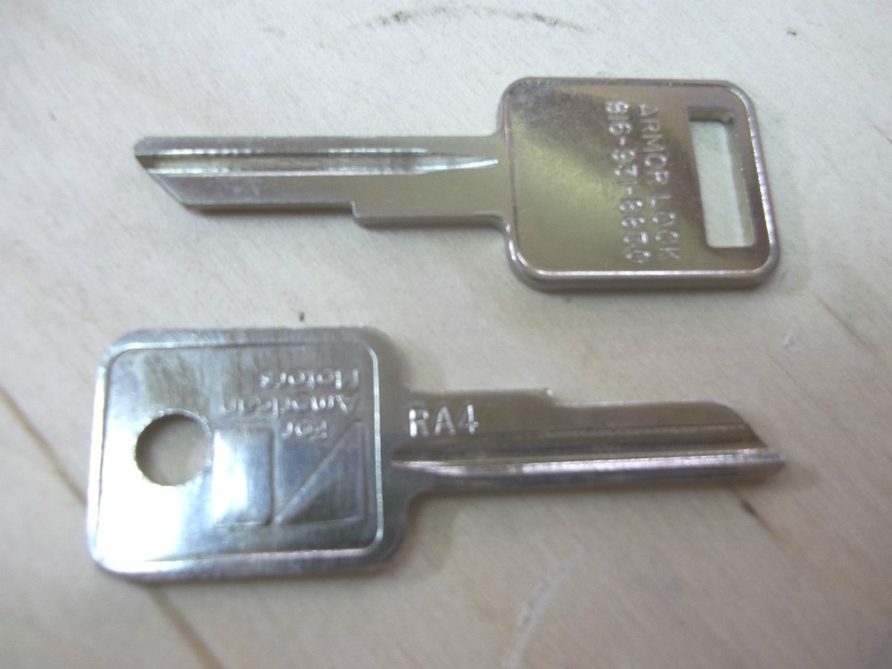 Peterbilt-Keys-Lost keys Replaced-Extra keys-Locksmith-USA-keys by code number