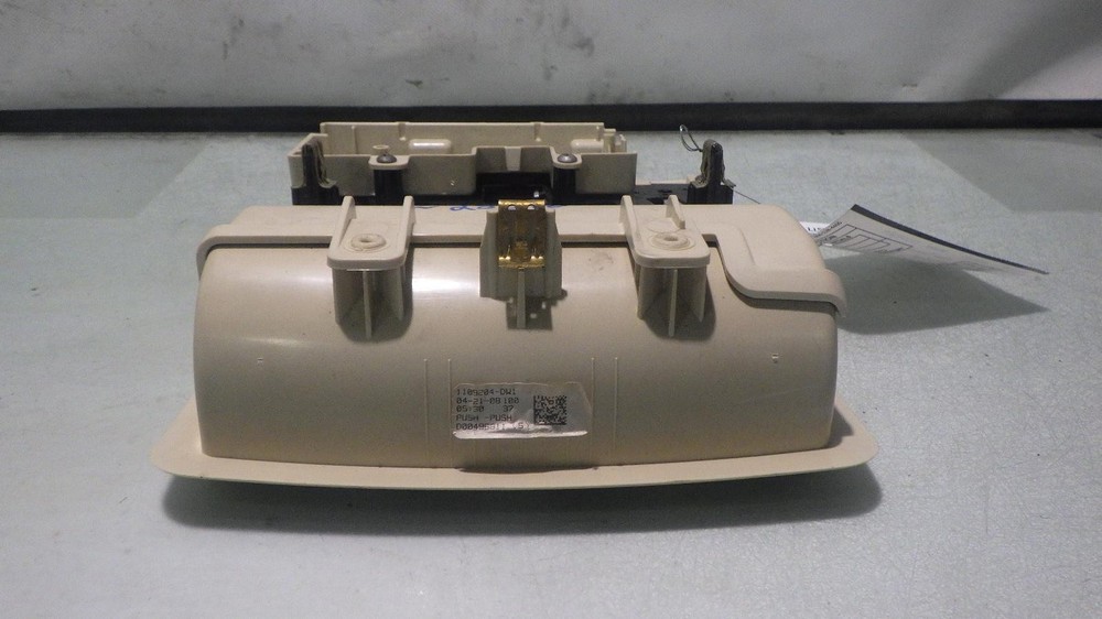 08 DODGE CHARGER Front Console roof