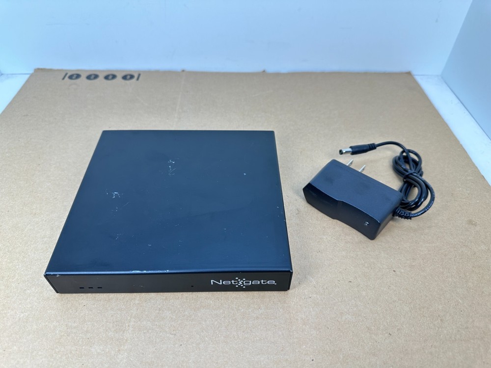 Netgate APU4 pfSense Board Firewall & Enclosure w/ AC Adapter