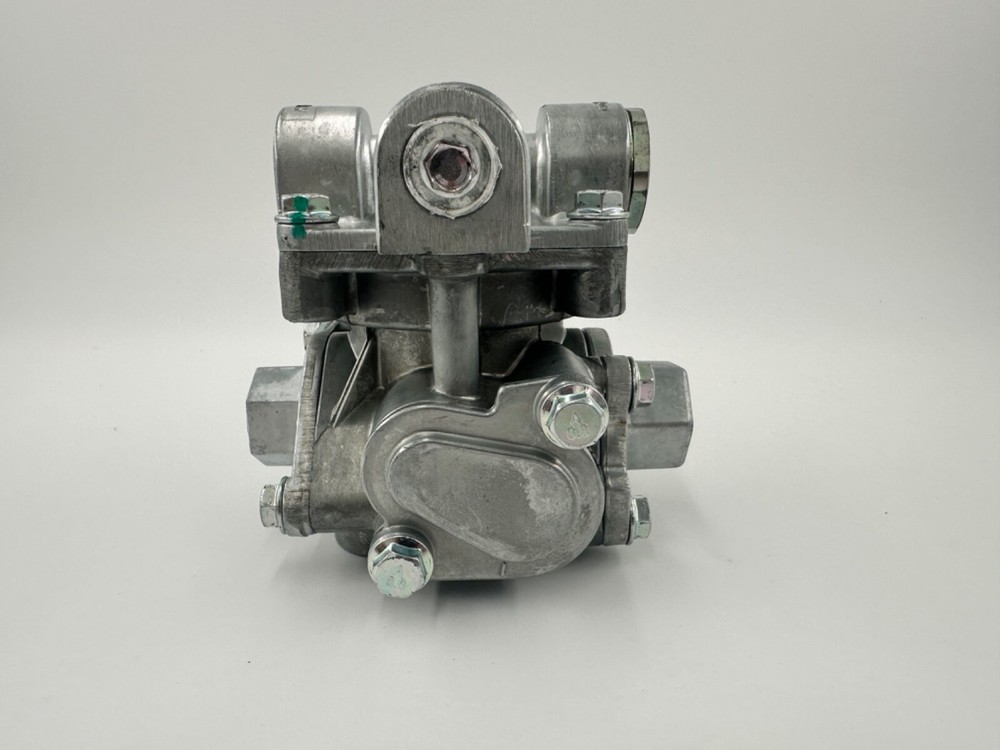 RT4 Multi-Function Trailer Spring Brake Valve - Automann KN26000