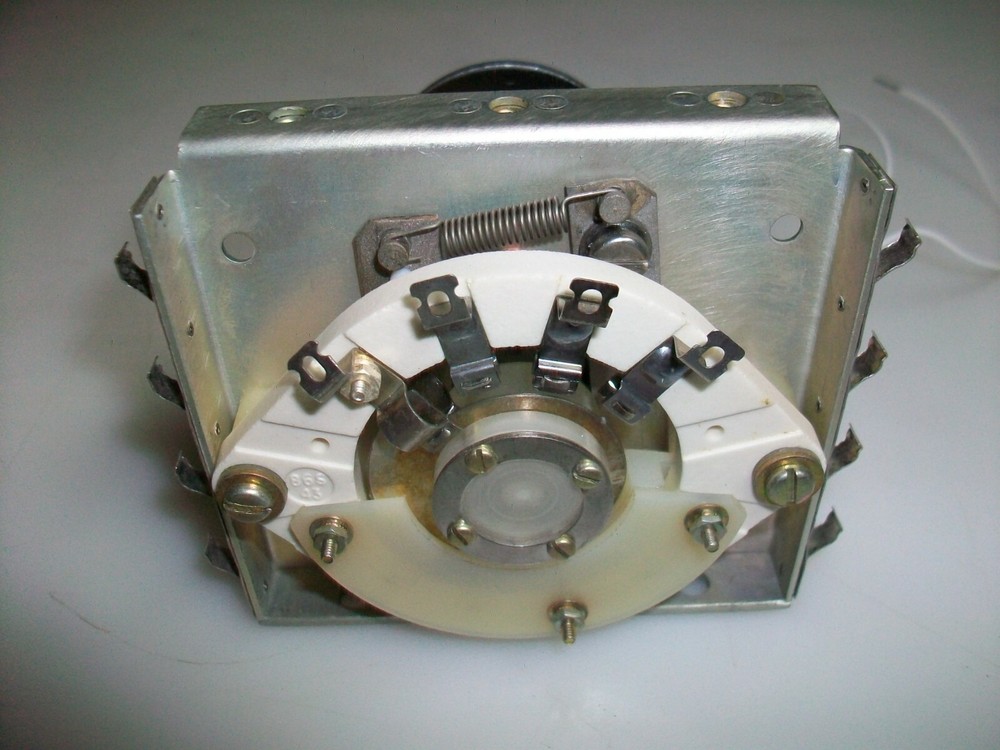 LEDEX MOTORIZED ROTARY SWITCH 5999-00-690-2514