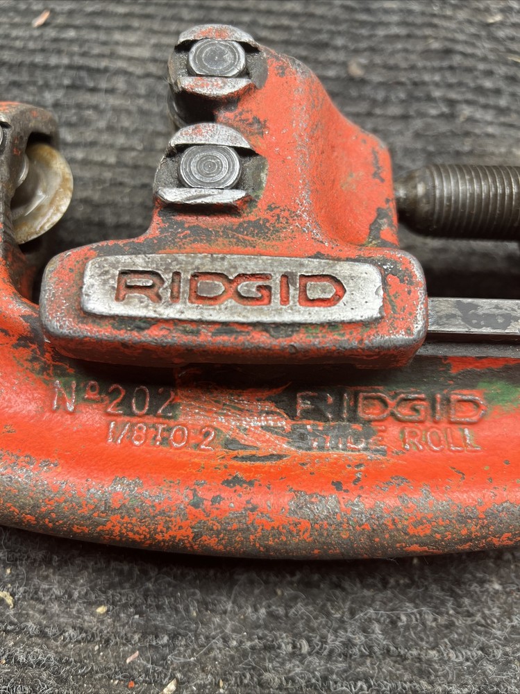 Used Ridgid 202 Pipe Cutter Wide Roll