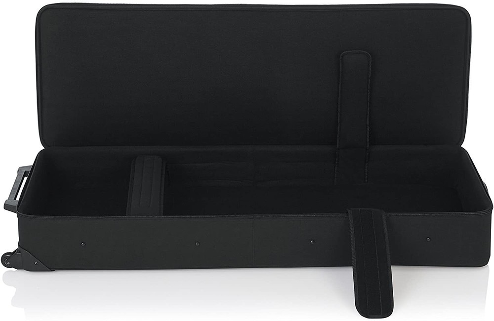 Gator Cases Lightweight 76-Note Keyboard Case with Pull Handle and Wheels