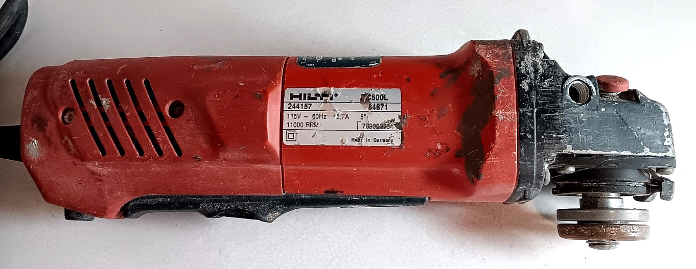 HILTI DC 500L ANGLE GRINDER 11000 RPM 5IN 115V-AC 12.7A 60HZ W/ DUST EXTRACTOR