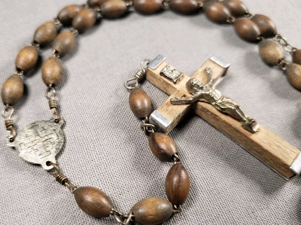 Vintage Rosary Wood Beads Christian Religious A53