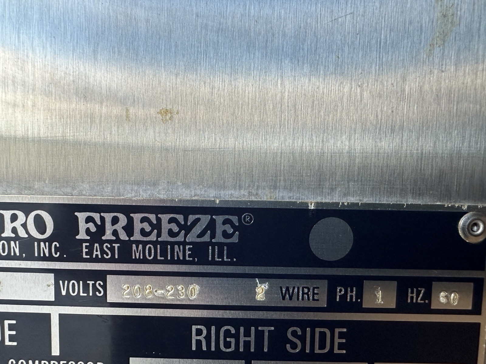 Electrofreeze Commercial Countertop Ice Cream Machine – Single Phase – 208/230 V