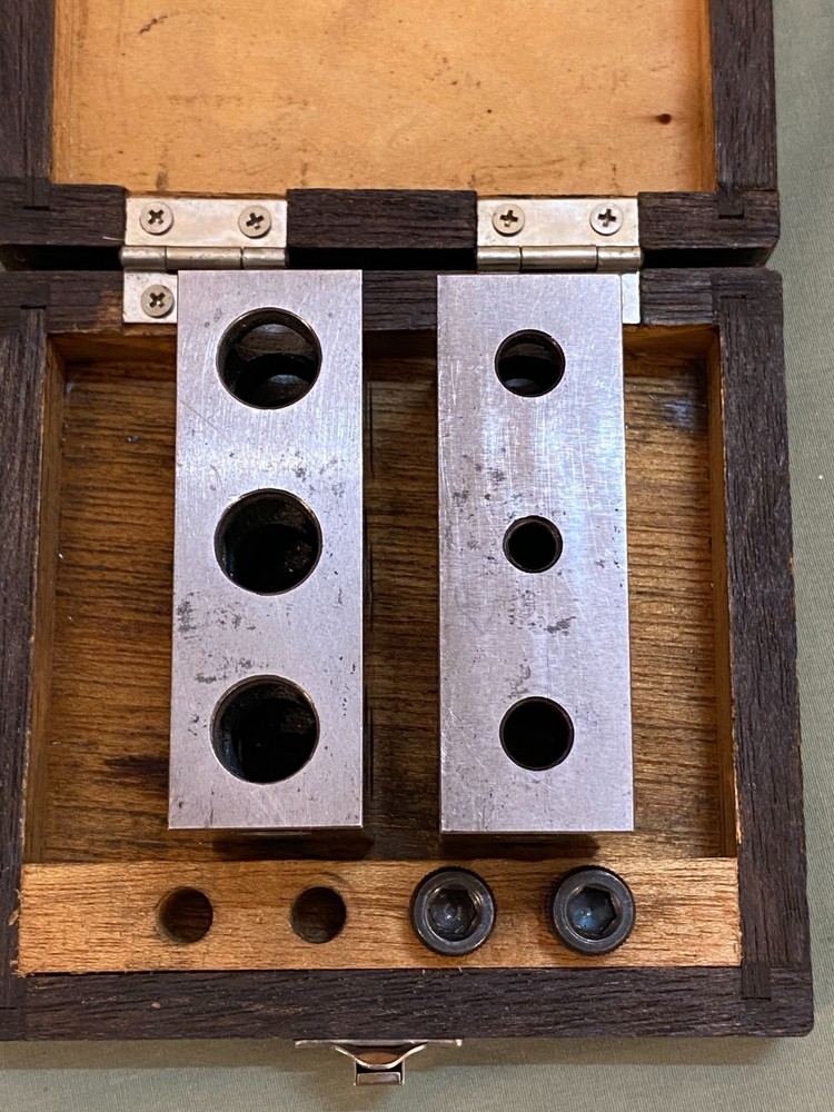 SPI 1" X 2" X 3" 1-2-3 UNIVERSAL TOOLMAKERS BLOCKS W/ CASE