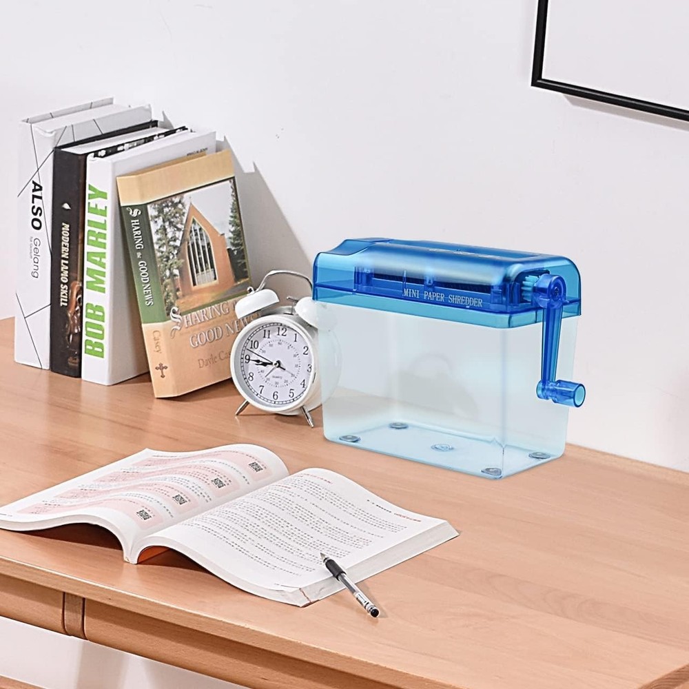 Lightweight Mini Shredder - Secure Manual Paper Cutter for Sensitive Documents
