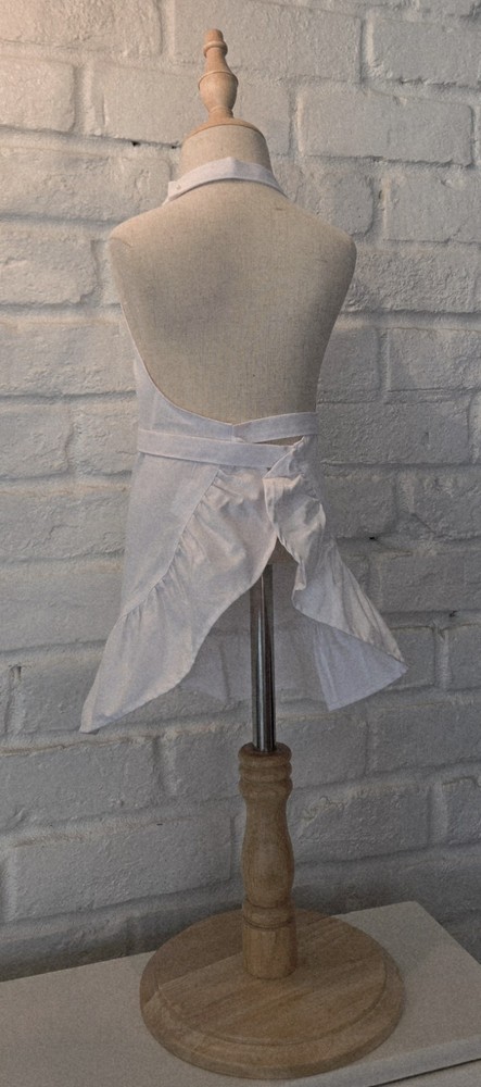 Child's Apron With Ruffle