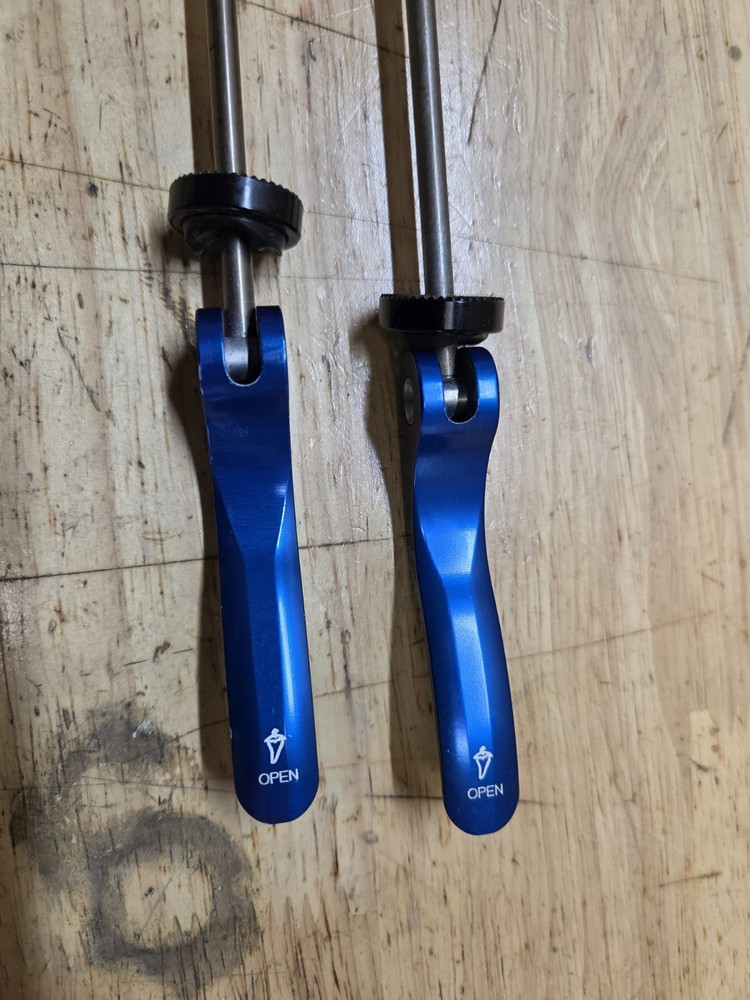 Salsa Stainless QR front and rear set