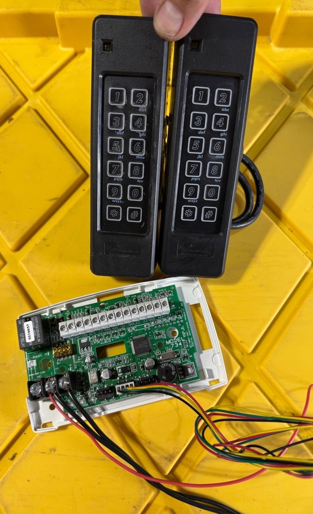 FARPOINTE Keypad Mullion Reader, P-620 Kit Used