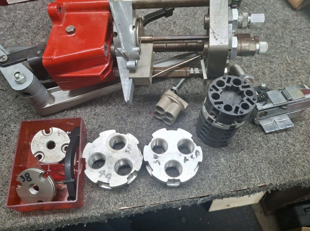 Lee Pro 1000 Reloading Press (Read Description)