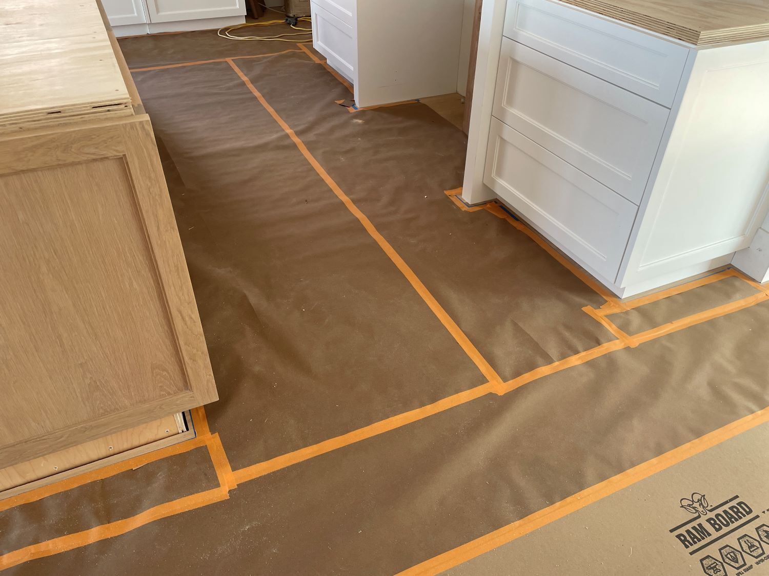 Sandbaggy Heavy Duty Builders Paper Roll - 75 lb Construction Paper (Brown)