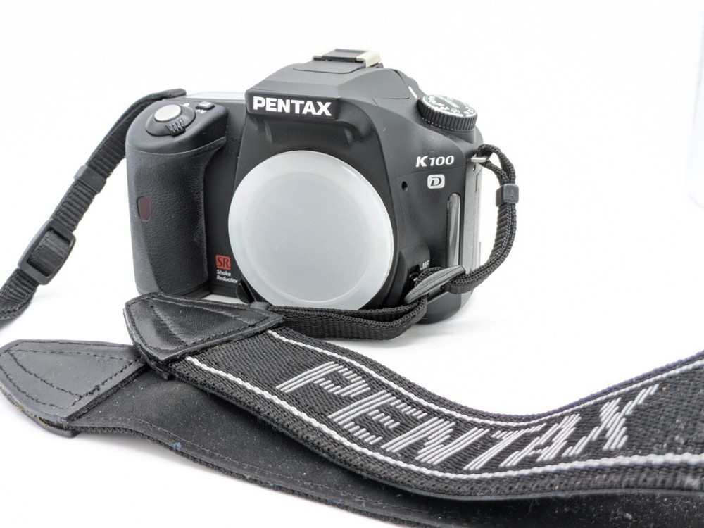 Fully functionalPEN K100 Digital SLR Camera