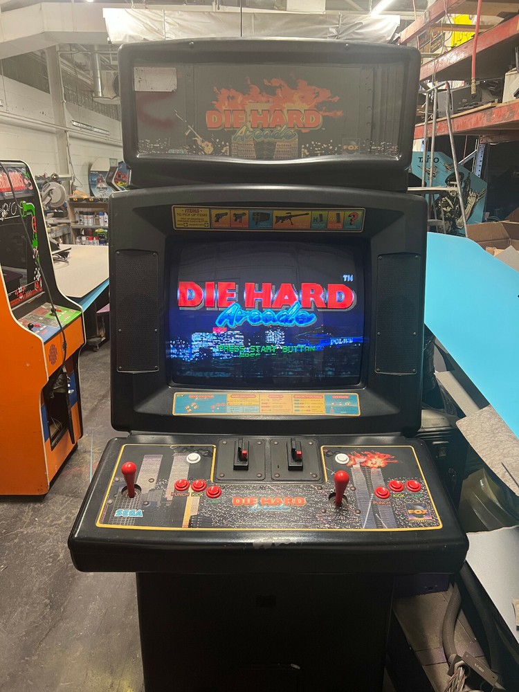 DIE HARD ARCADE by SEGA 1996 (Excellent Condition)