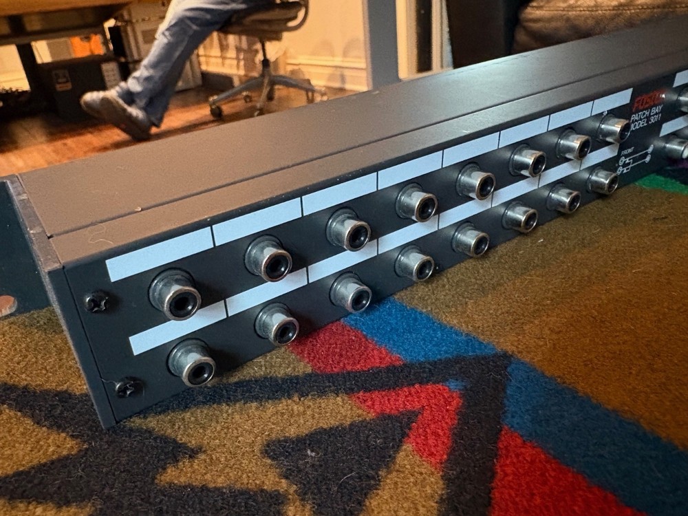 Fostex MODEL 3011 PATCH BAY - 2 Patch Bays