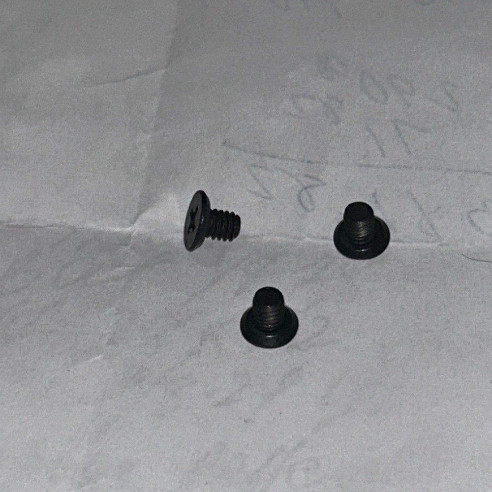 1200 8/32 Undercut Screw