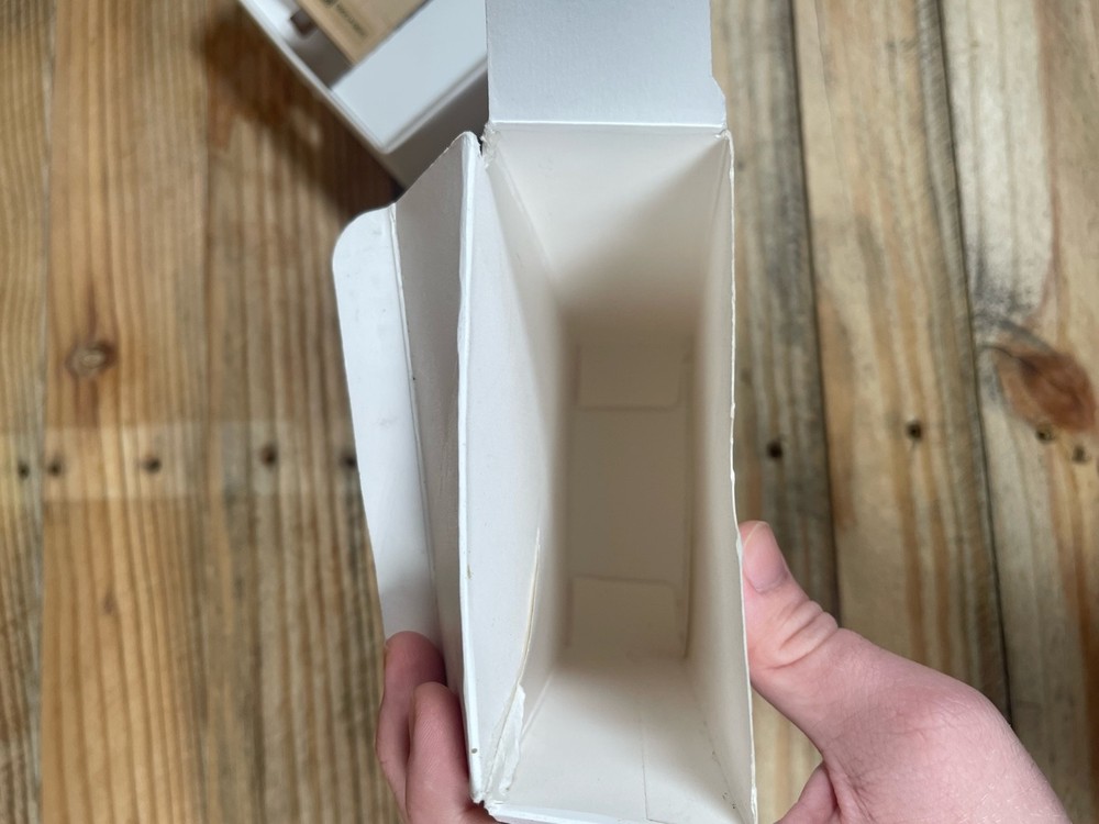 Samsung Galaxy Tab E Lite 8GB Black (2016) SM-T113 Include Manual EMPTY BOX ONLY