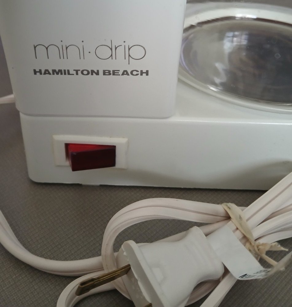 Hamilton Beach Mini Drip 4 Cup Coffee Maker Pot Machine White Model 788-5
