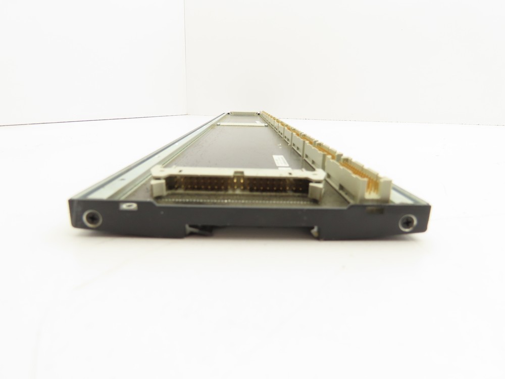 Elco 8289 PLC Module Backplane Chassis Rack