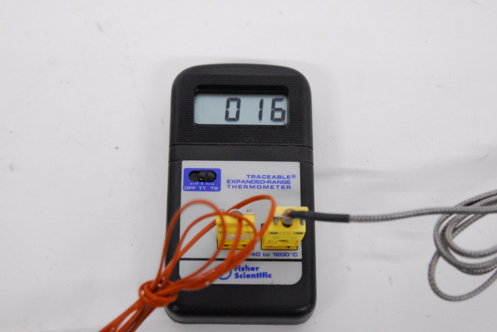 Fisher Scientific 15-077-11 Traceable Expanded-Range Thermometer - TESTED