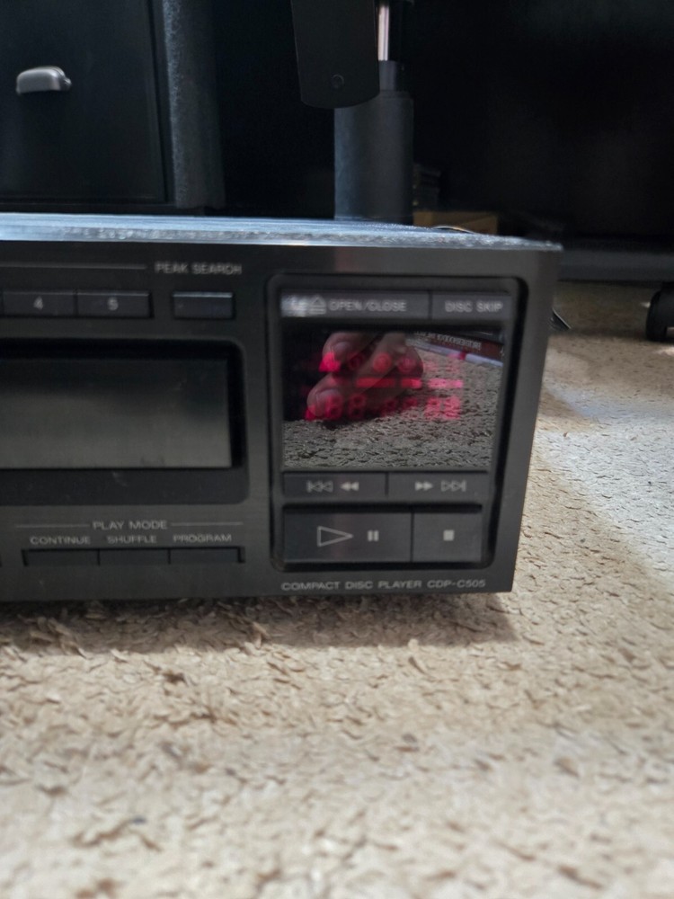 Sony Compact Disc Player CDP-C505