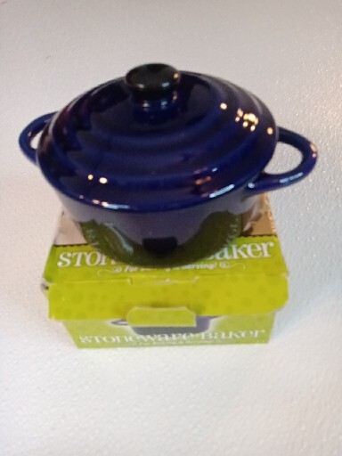2 Mini-bakeware Stoneware Bakers by Nicole's Kitchen A74