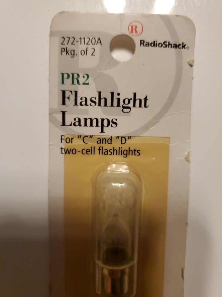 RadioShack PR2 Flashlight Light Bulb Lamp C Or D Flashlight 2 272-1120 2 Pack