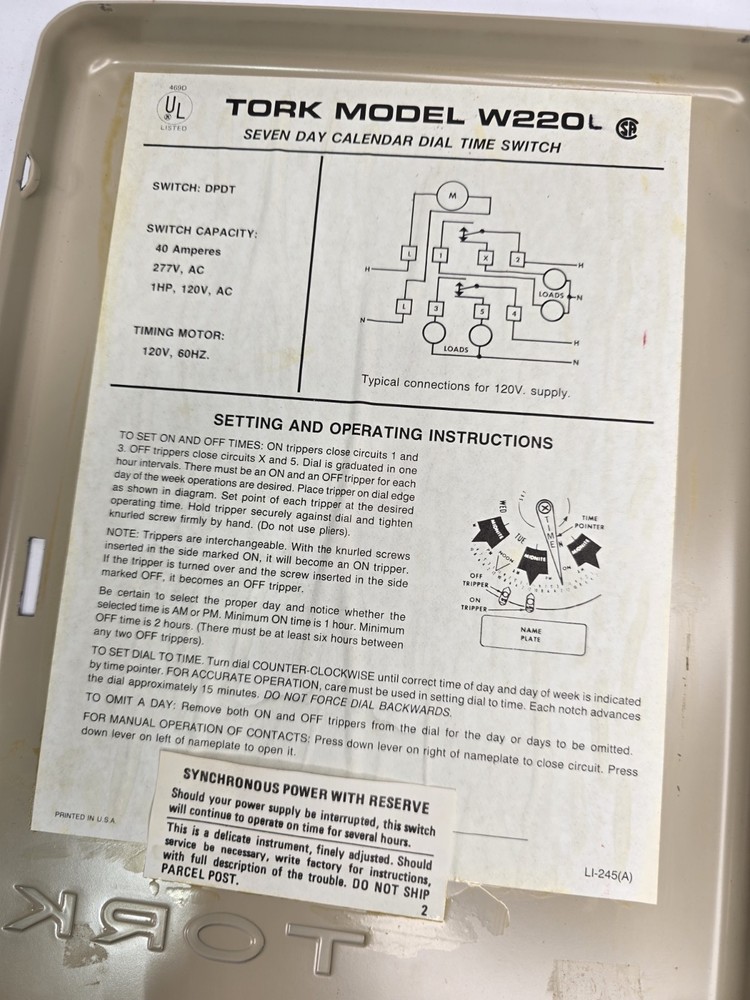 Tork W220L 7-day electromechanical timer switch