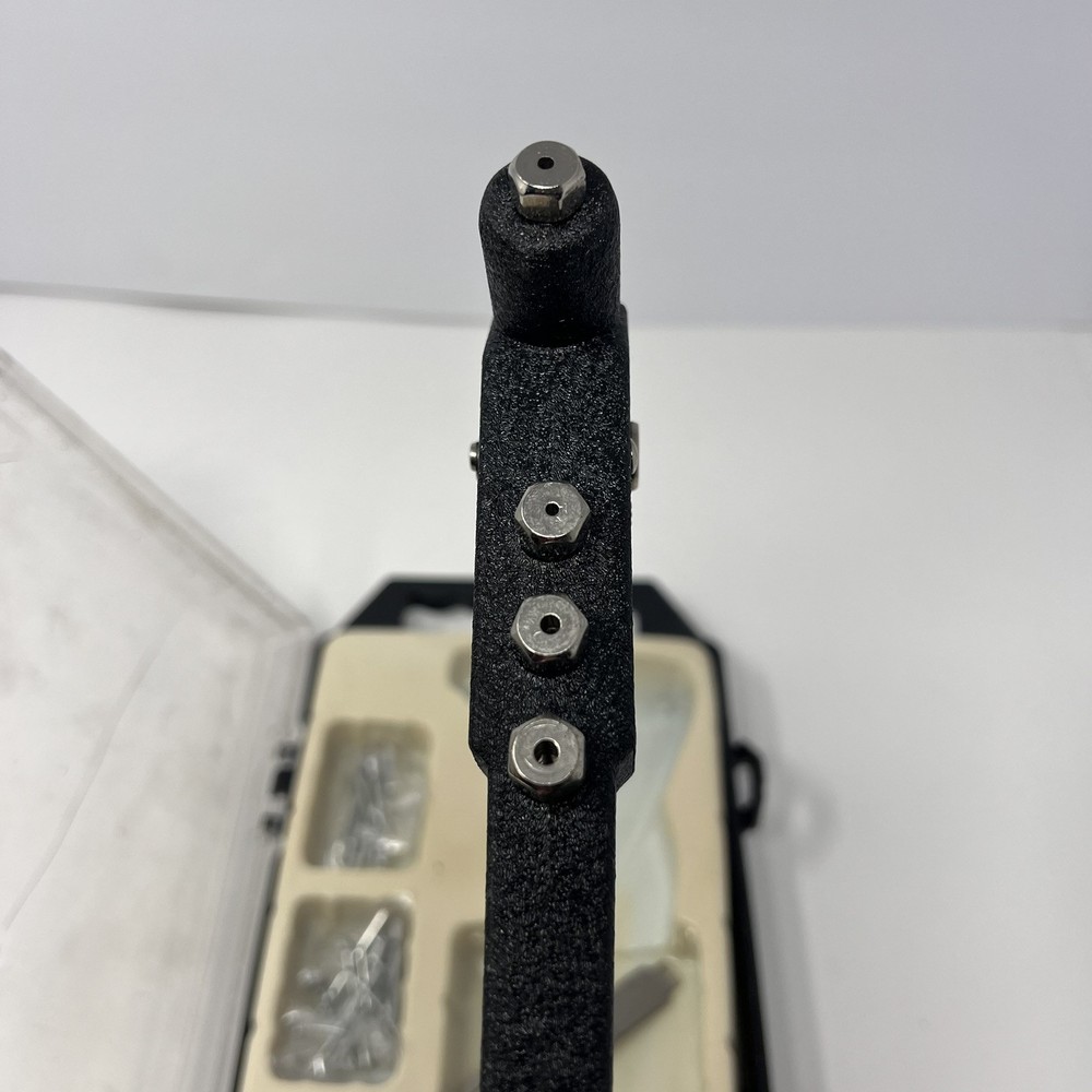 PERFORMANCE TOOL W2017C Hand Riveter Set - Rivet Set with Rivets Works Great