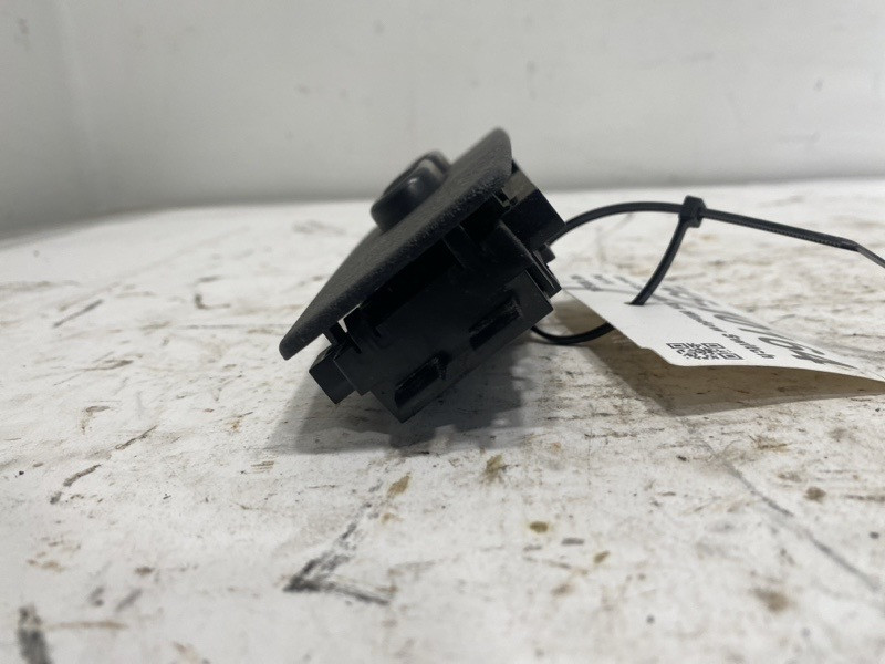 2016 Freightliner Cascadia Power Window Switch (745-10164)