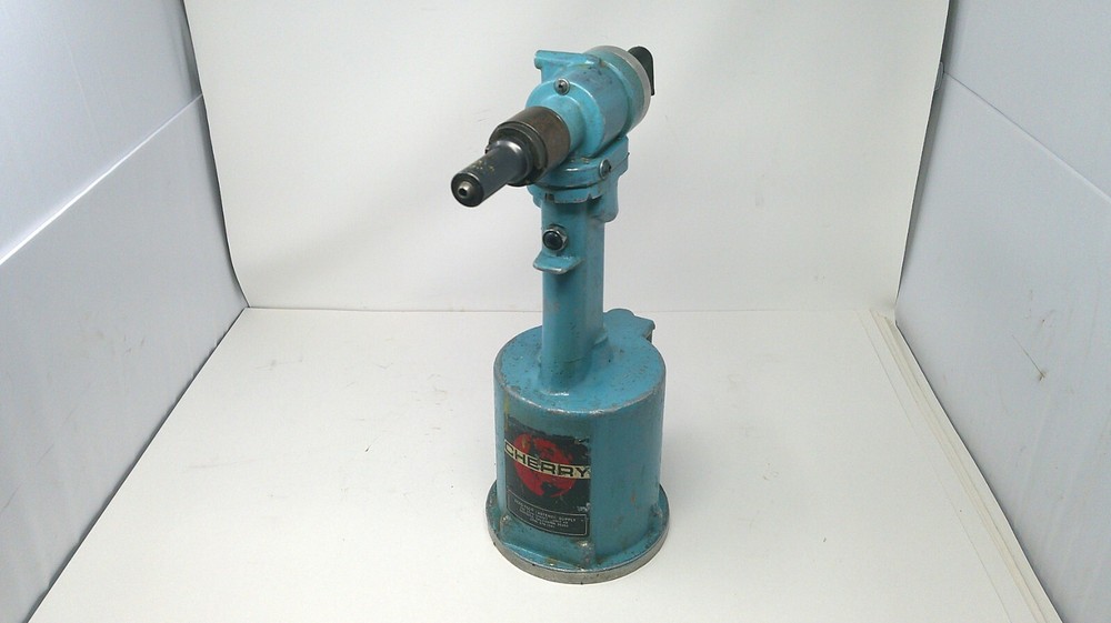 USED CHERRY G85D RIVETER RIVET GUN Textron PNEUMATIC WORKING
