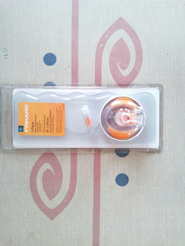 FISKARS 5-Piece Ultra ShapeXpress Starter Set