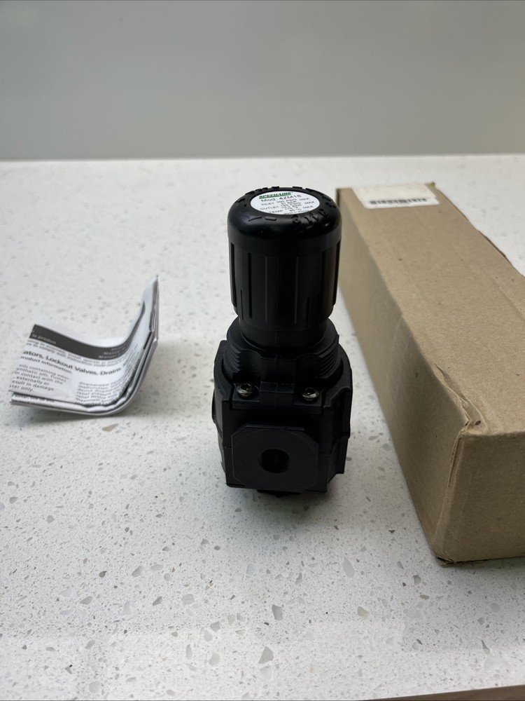 4ZM18 SPEEDAIRE Pressure Regulator
