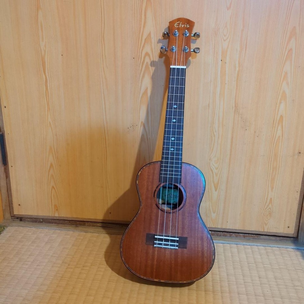 ELVIS Ukulele