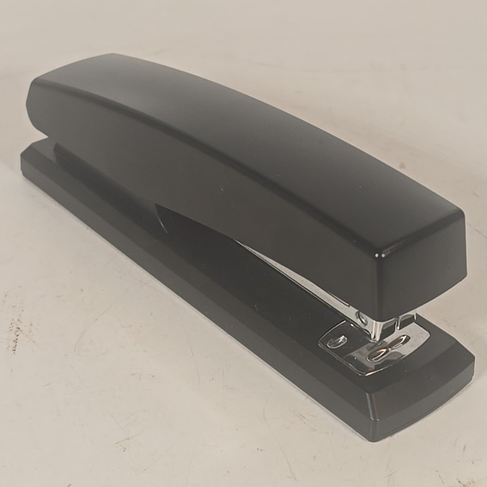 Full Strip Desktop Stapler
